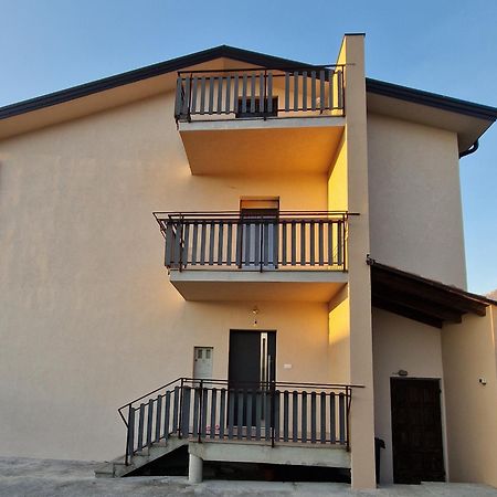 Apartma-Sobe Lejla ヴィパーヴァ エクステリア 写真