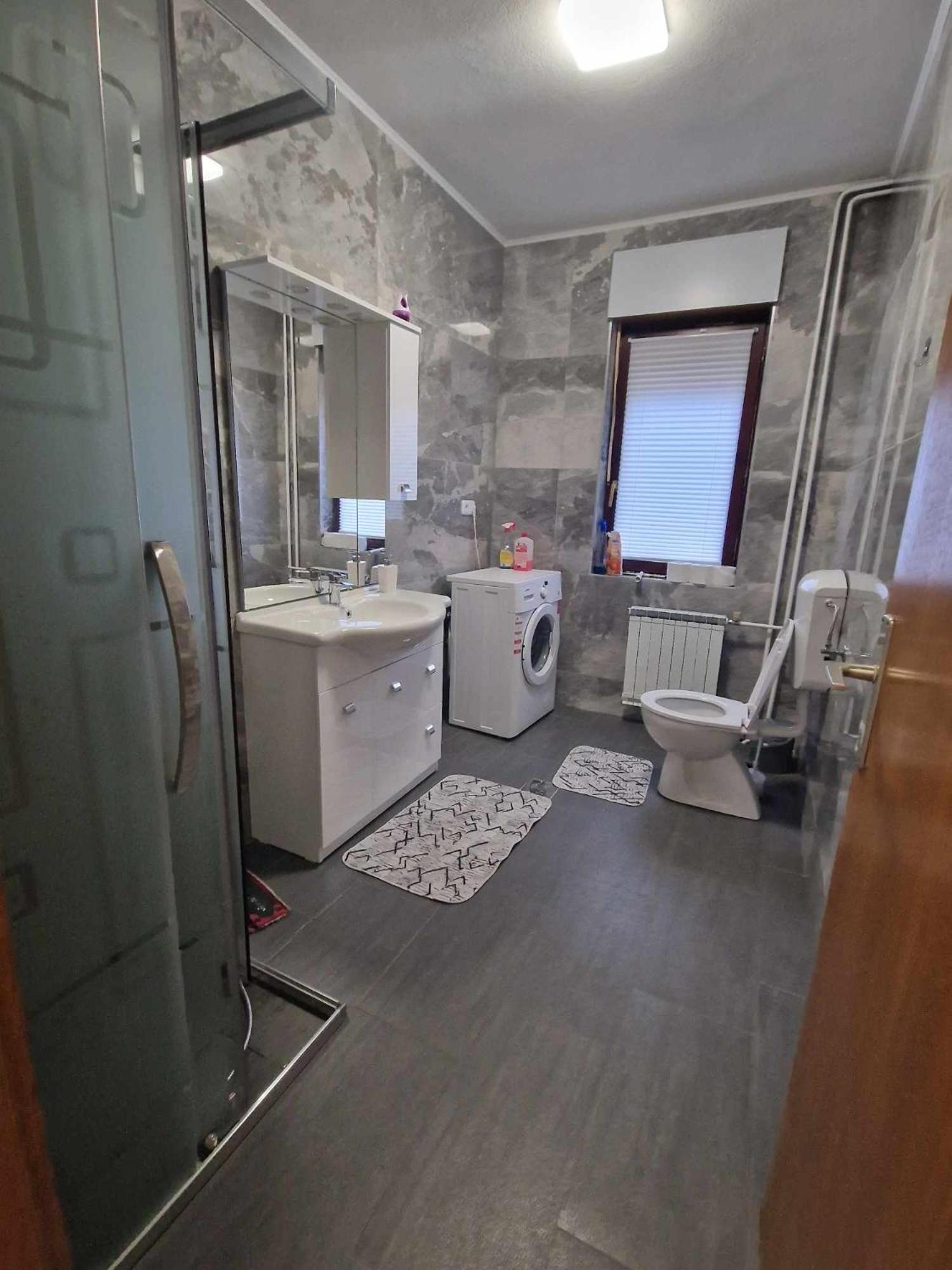 Apartma-Sobe Lejla ヴィパーヴァ エクステリア 写真