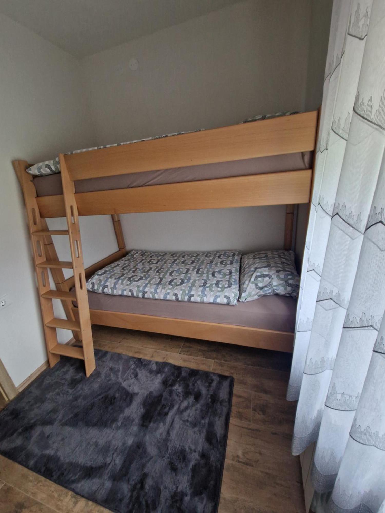 Apartma-Sobe Lejla ヴィパーヴァ エクステリア 写真